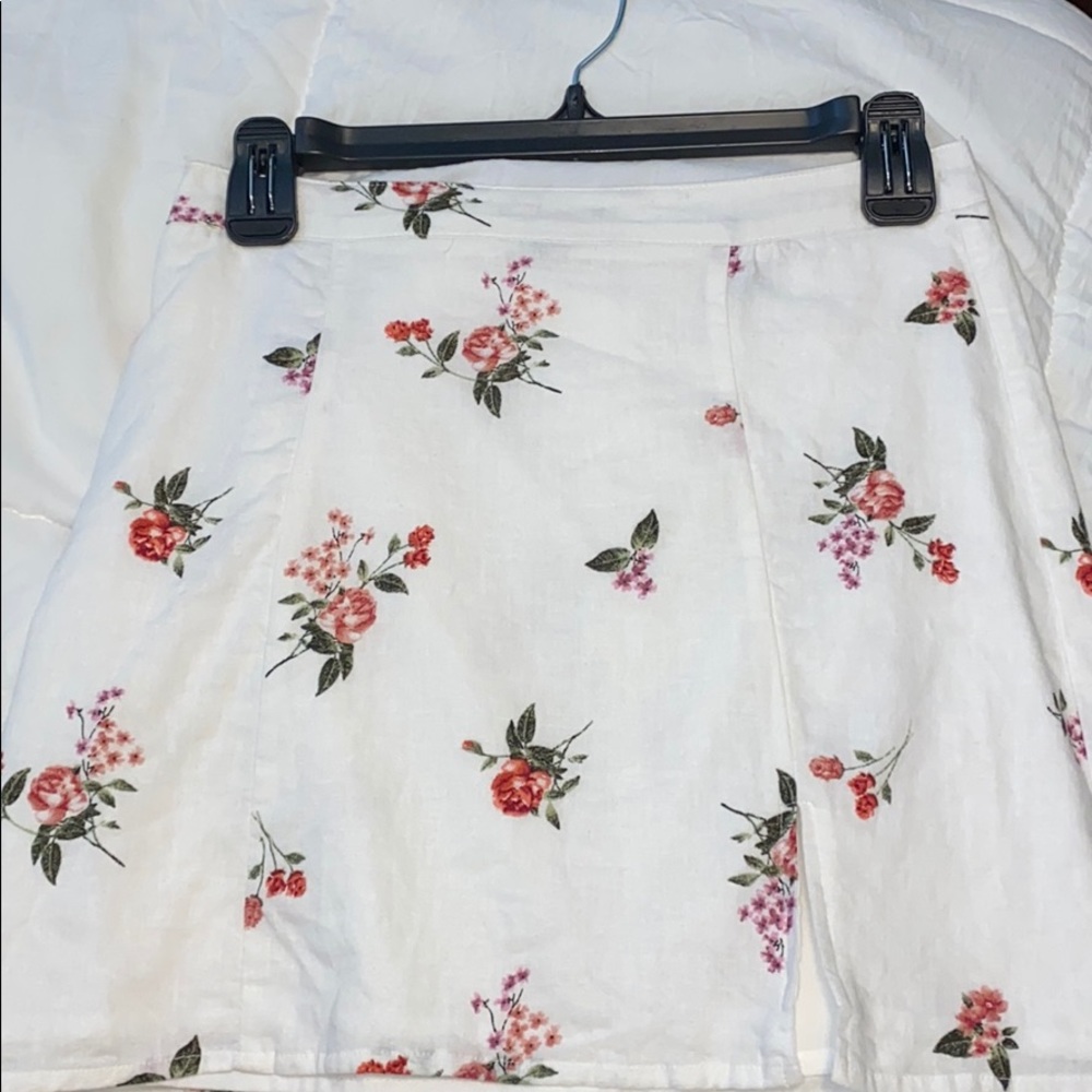 Forever 21 floral skirt